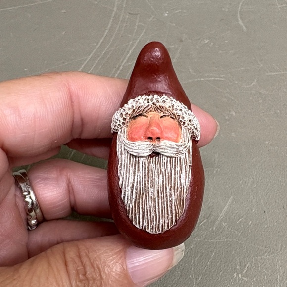Gail Laura Folk Art Santa Claus Figure - Picture 1 of 6